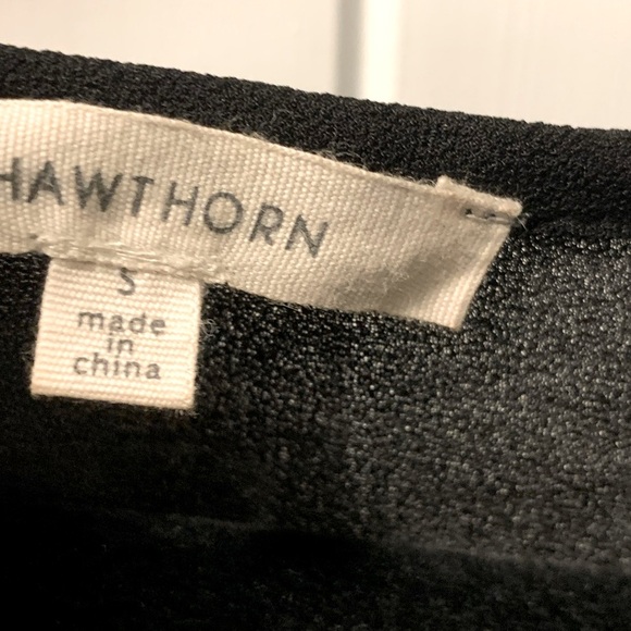 5/$25 Item 41 Hawthorn Blouse - Picture 3 of 4